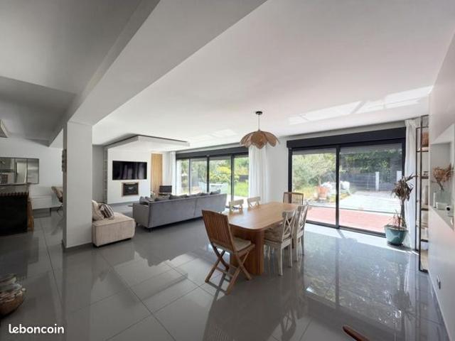 Maison vente à Saint-Germain-en-Laye, Marly-le-roi