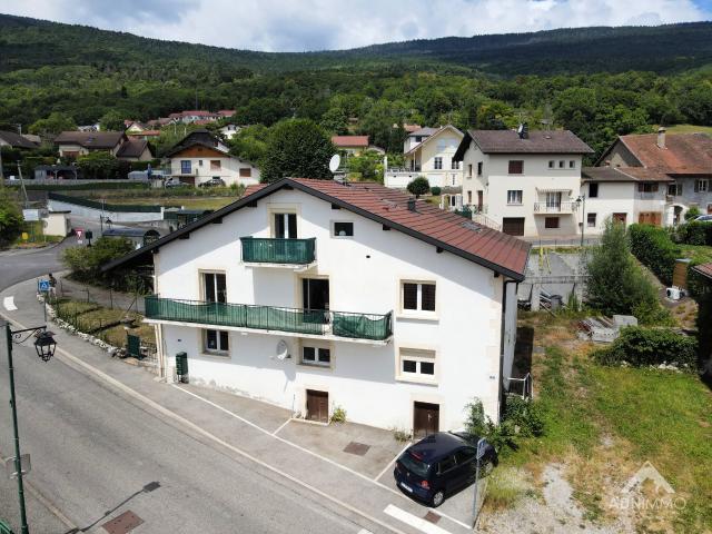 Maison vente à Péron, Logras