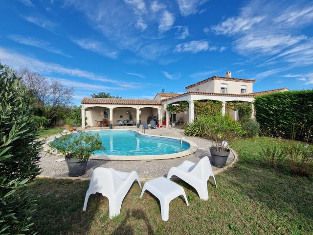 Maison vente à Nîmes, Montmirat