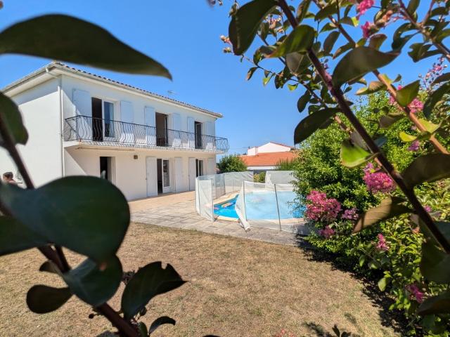 Maison vente à Saintes