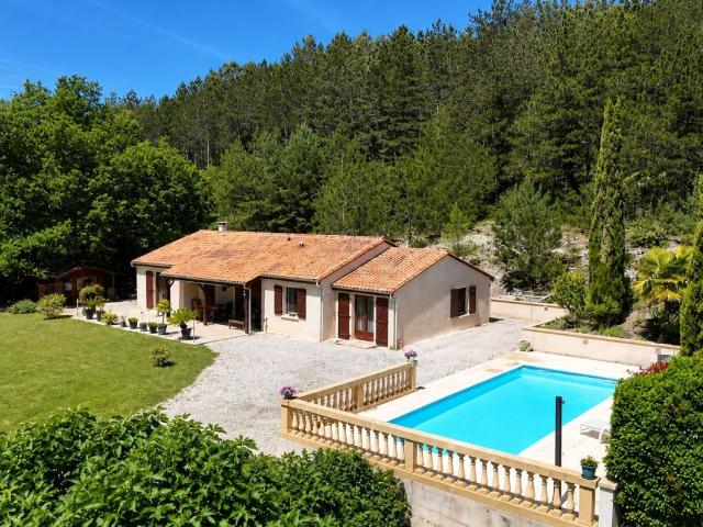 Maison vente à Sarlat-la-Canéda, Veyrines-de-domme