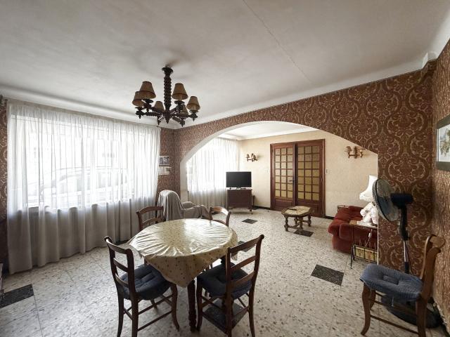 Maison vente à Narbonne, Coursan