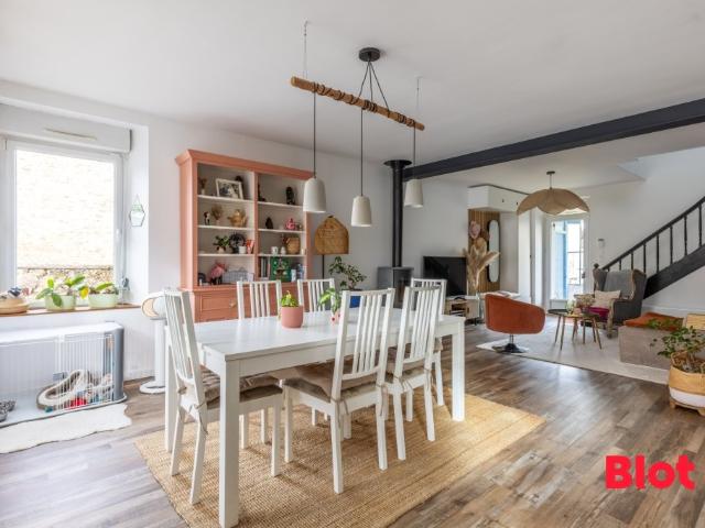 Maison vente à Pré de la Marre, Montreuil-sur-Ille