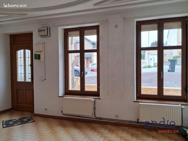 Maison vente à Charleville-Mézières, Vivier-au-court