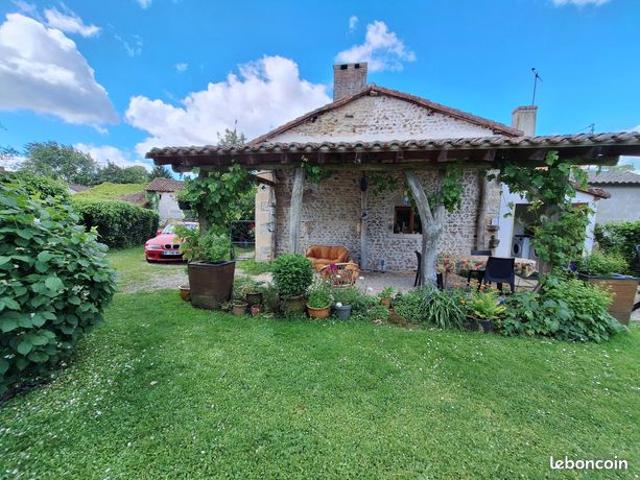 Maison vente à Bourges, Civray