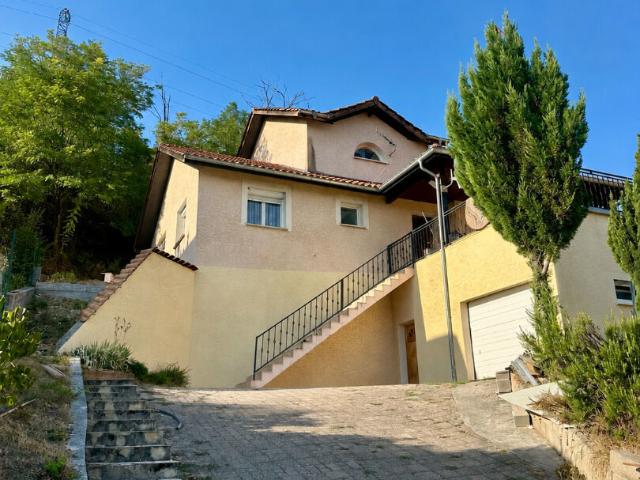 Maison vente à La Tour-du-Pin, La Tour-du-pin