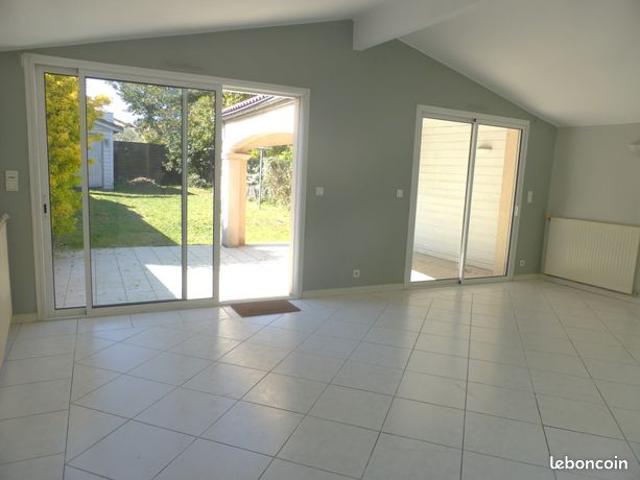Maison vente à Bordeaux, Carbon-blanc