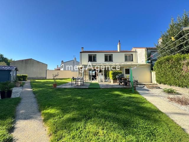 Maison vente à La Roche-sur-Yon, Mortagne-sur-sèvre