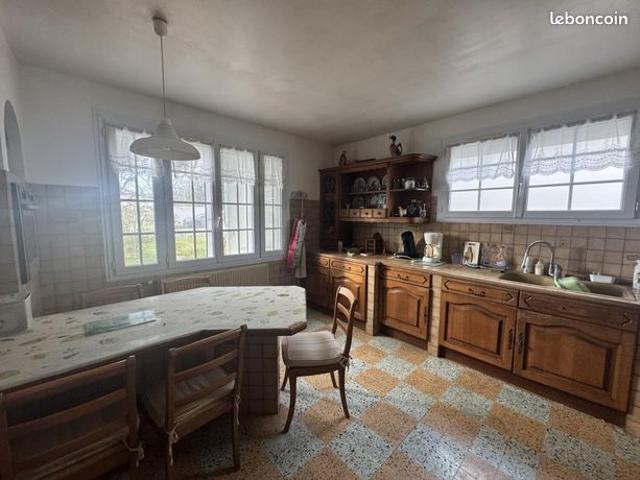 Maison vente à La Rochelle, Loix
