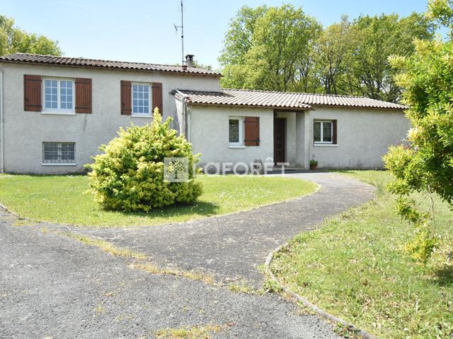 Maison location à Saintes, Fontcouverte