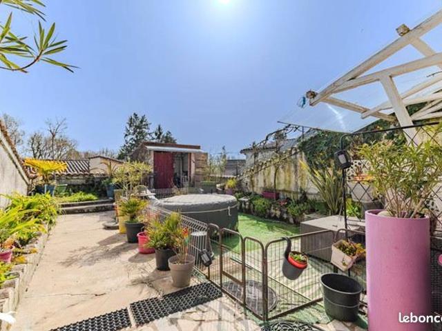 Maison vente à Libourne, Guîtres