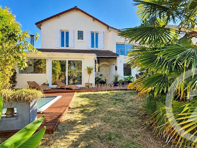 Maison vente à Centre Ville, Champs-sur-Marne