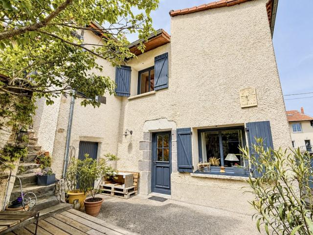 Maison vente à Riom, Yssac-la-tourette
