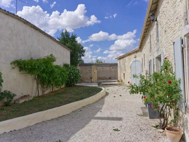Maison vente à Confolens, Villefagnan