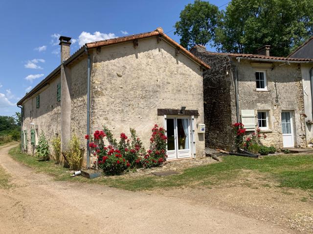 Maison vente à Parthenay, Ardin