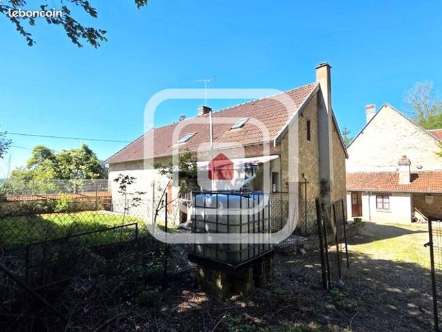 Maison vente à Laon, Bourg-et-comin