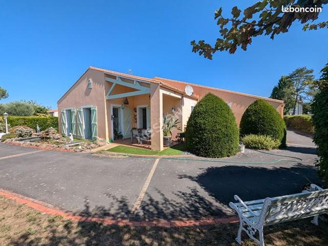 Maison vente à La Roche-sur-Yon, La Bernardière