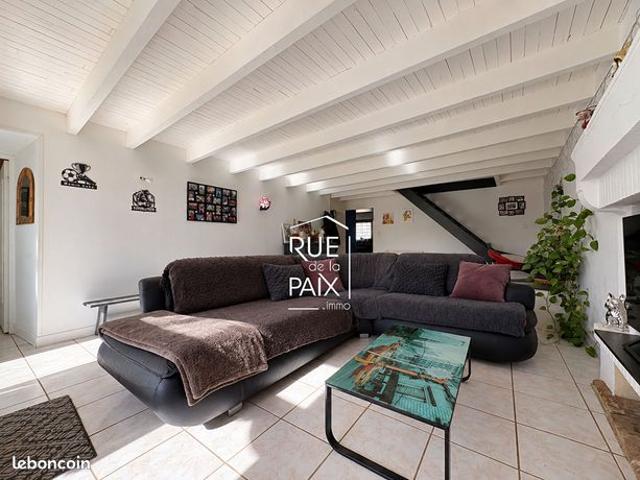 Maison vente à Saint-Martin-de-Saint-Maixent, Deux-Sèvres
