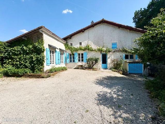 Maison vente à Niort, Mellé