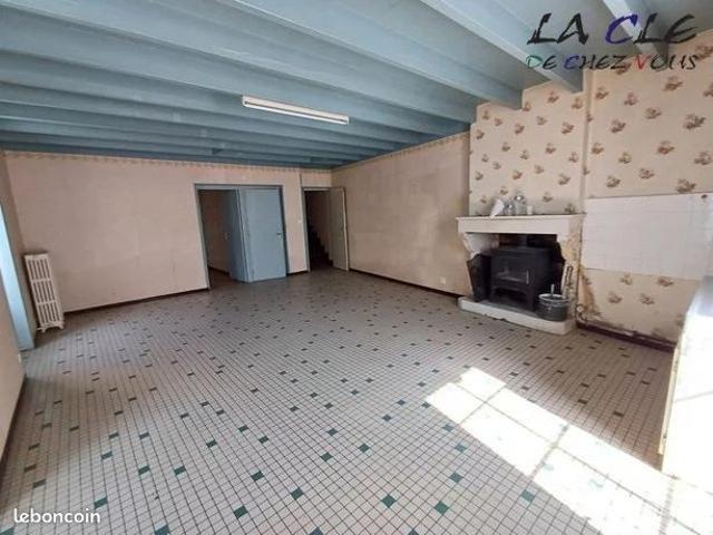 Maison vente à Coulonges-sur-l'Autize, Deux-Sèvres