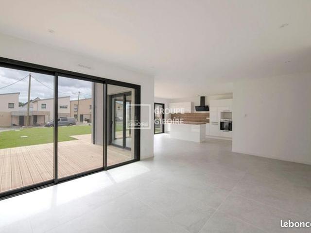 Maison vente à Alençon, Pacé