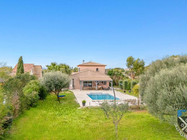 Maison vente à Arrondissement de Toulon, La Londe-les-maures