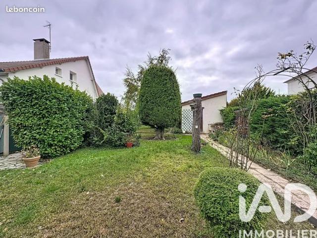 Maison vente à Saint-Germain-en-Laye, Le Mesnil-le-roi