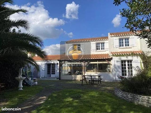 Maison vente à Les Sables-d'Olonne, Bois-de-céné