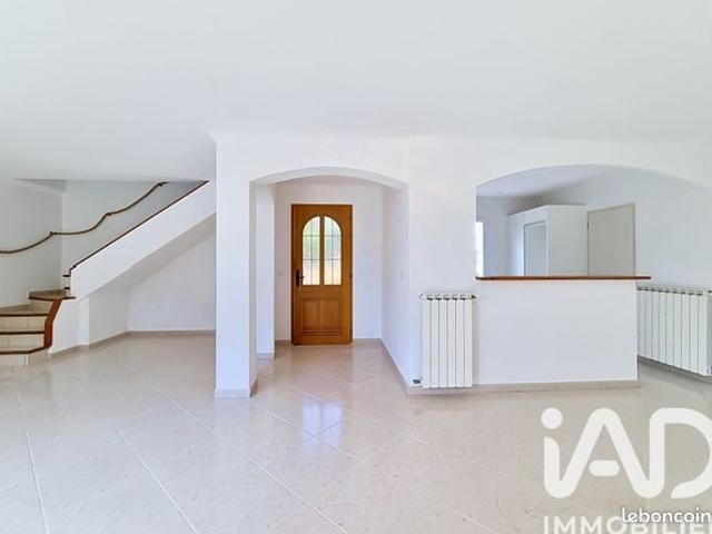 Maison vente à Nîmes, Aubord