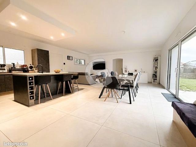 Maison vente à Les Sables-d'Olonne, Saint-avaugourd-des-landes