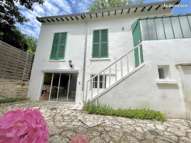 Maison vente à Nanterre, Saint-cloud