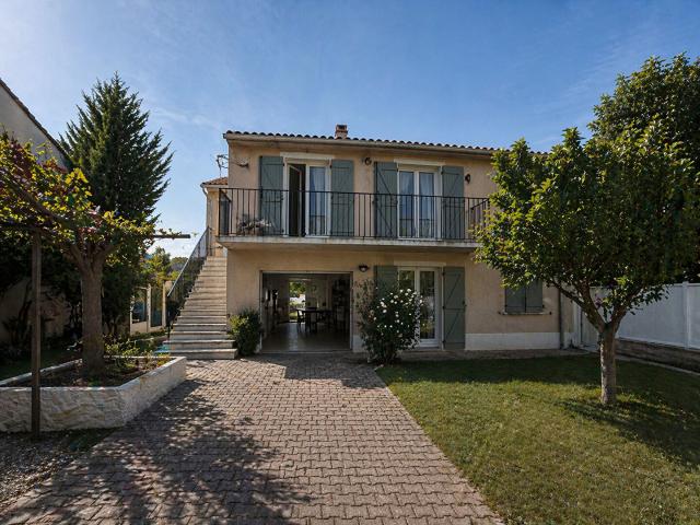 Maison vente à Aix-en-Provence, Lambesc