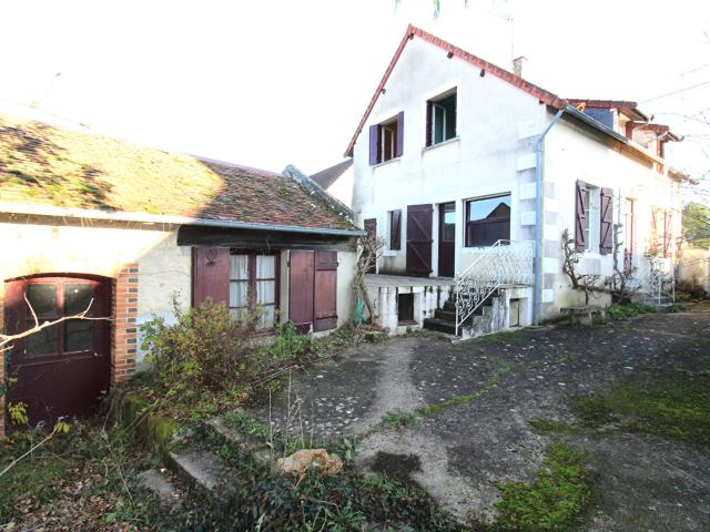 Maison vente à La Guerche-sur-l'Aubois, Cher