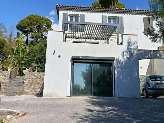 Maison vente à Arrondissement de Toulon, Toulon