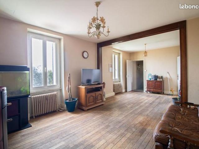 Maison vente à Montluçon, Désertines