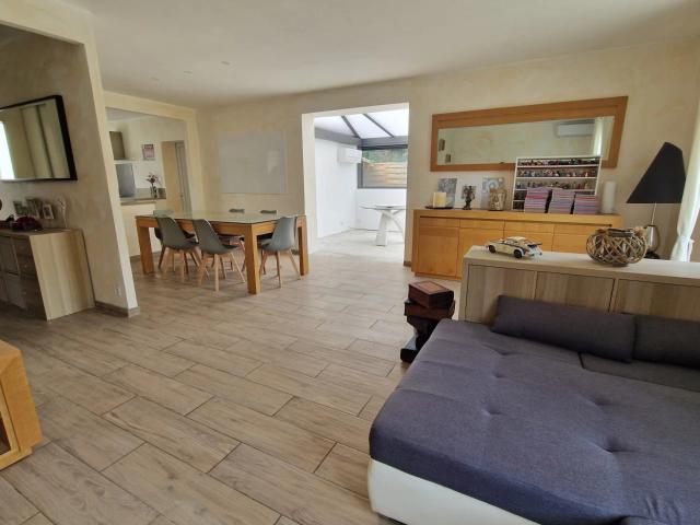 Maison vente à Rambouillet, Voisins-le-bretonneux