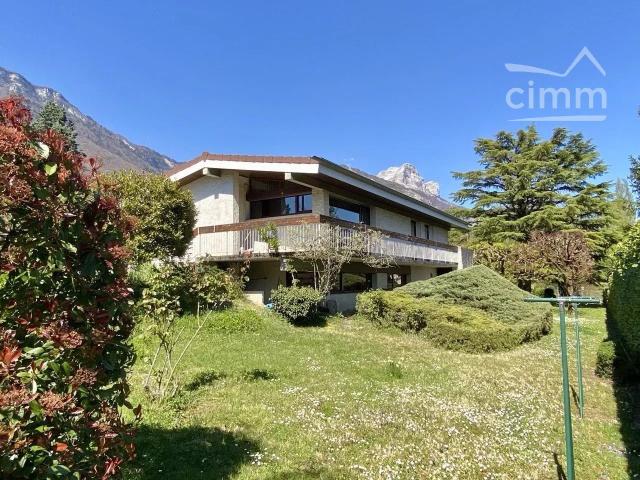 Maison vente à Grenoble, Saint-ismier