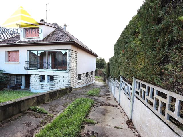 Maison vente à Créteil, Mandres-les-roses