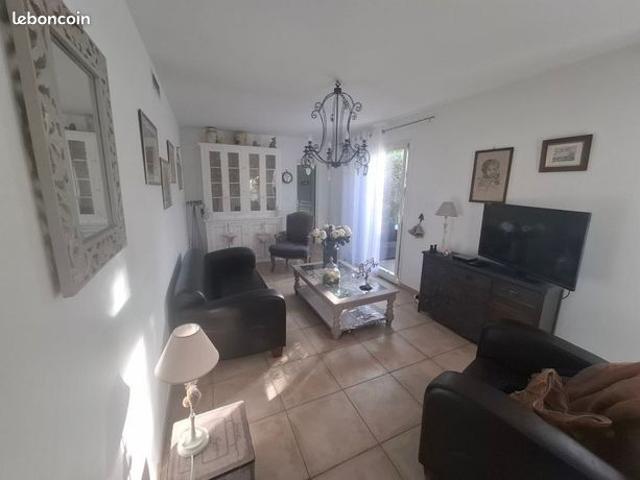 Maison vente à Apt, Cheval-blanc
