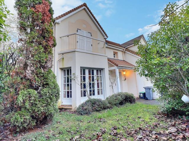 Maison vente à Saint-Germain-en-Laye, Saint-germain-en-laye