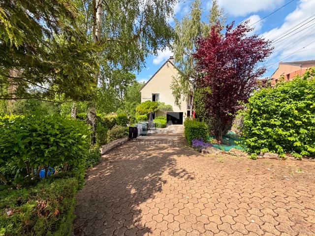 Maison vente à Melun, Pringy