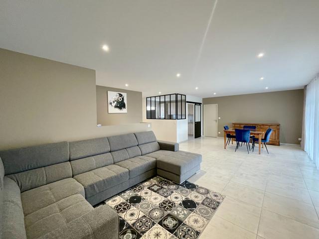 Maison vente à Rochefort, Port-des-barques