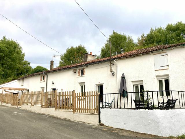 Maison vente à Bressuire, L'absie