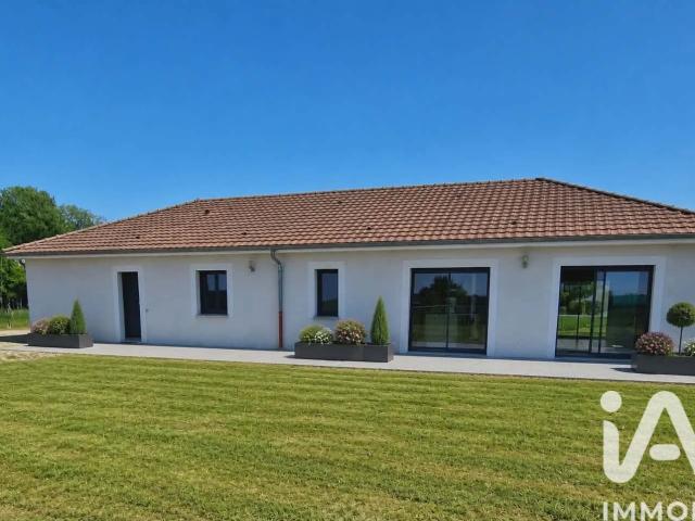 Maison vente à Vitry-le-François, Outines