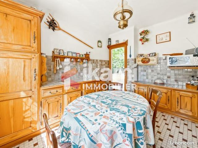 Maison vente à Sens, Chéroy