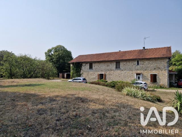 Maison vente à Champagne-Mouton, Charente