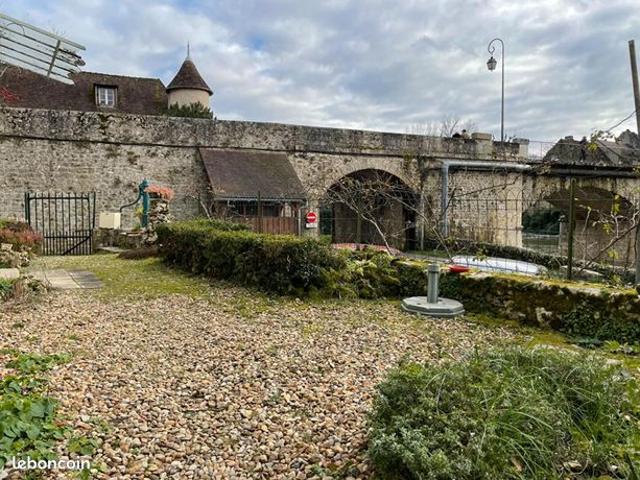 Maison vente à Châtellerault, Angles-sur-l'anglin