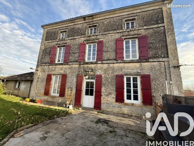 Maison vente à Saint-Romans-lès-Melle, Deux-Sèvres