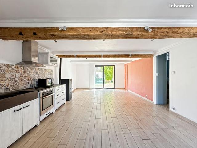 Maison vente à Mantes-la-Jolie, Follainville-dennemont