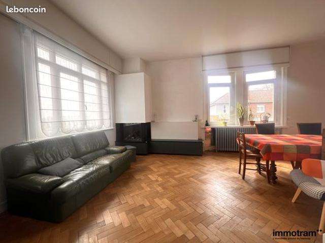 Maison vente à Lille, Mouvaux